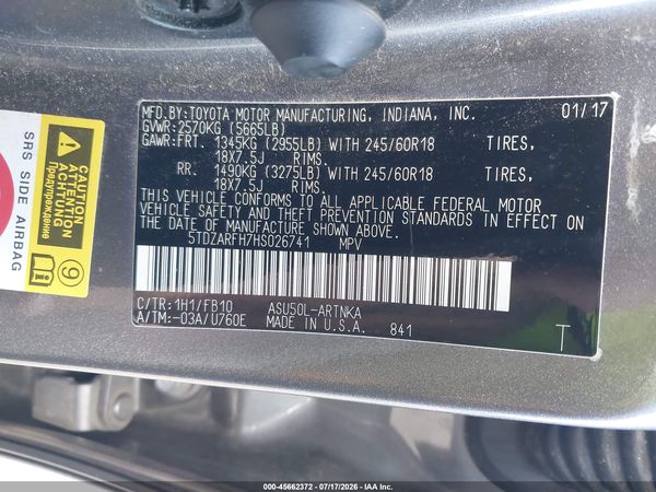 2017 TOYOTA HIGHLANDER LE