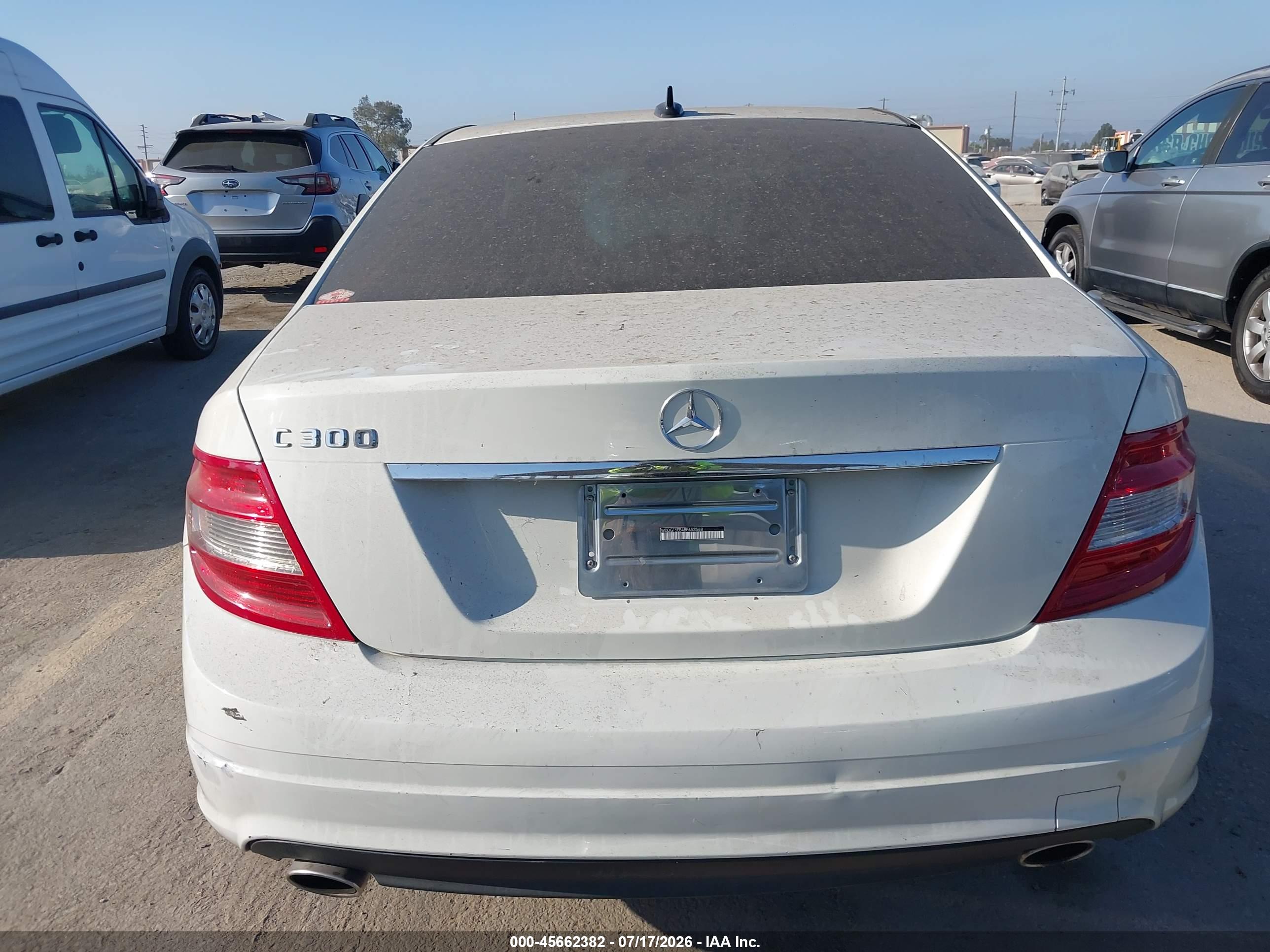 2011 MERCEDES-BENZ C 300 C300