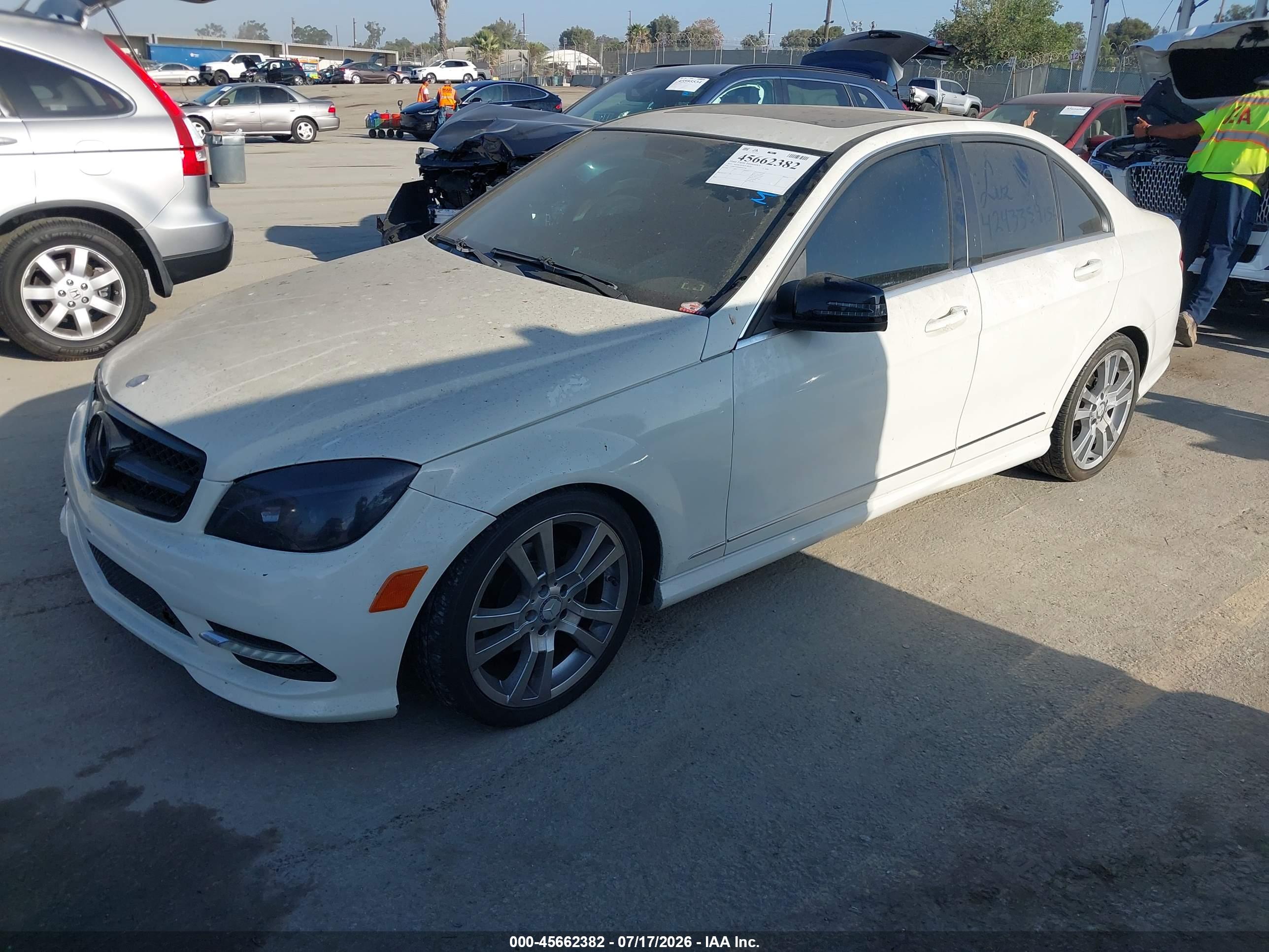 2011 MERCEDES-BENZ C 300 C300