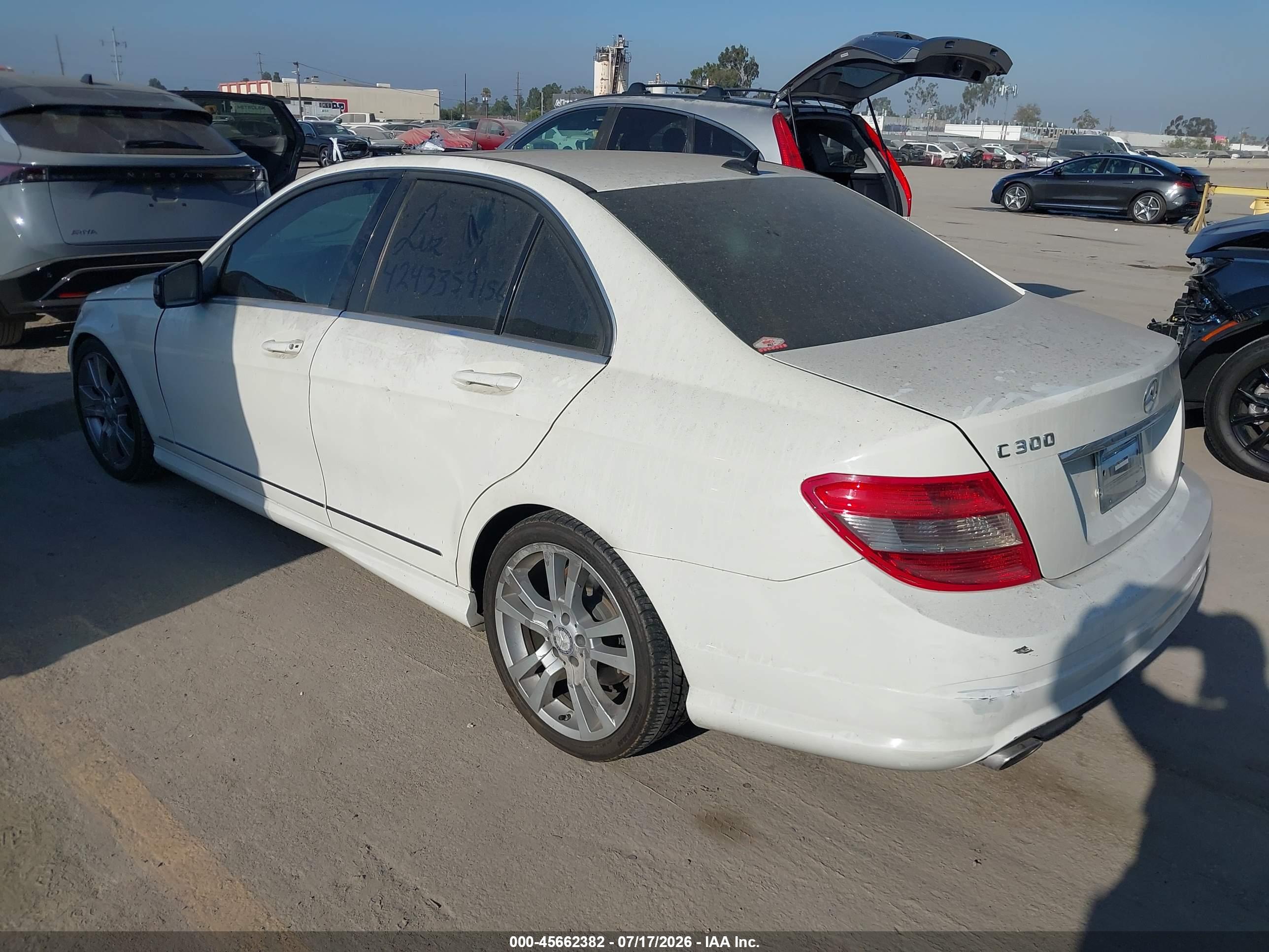 2011 MERCEDES-BENZ C 300 C300