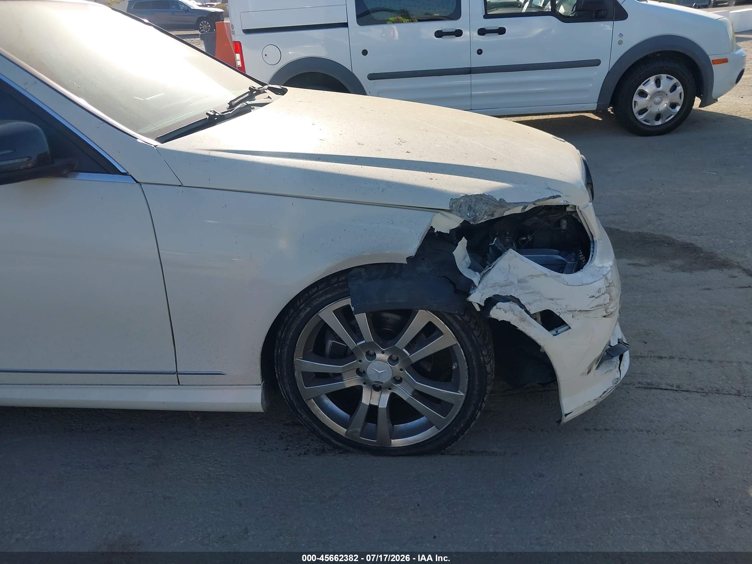 2011 MERCEDES-BENZ C 300 C300
