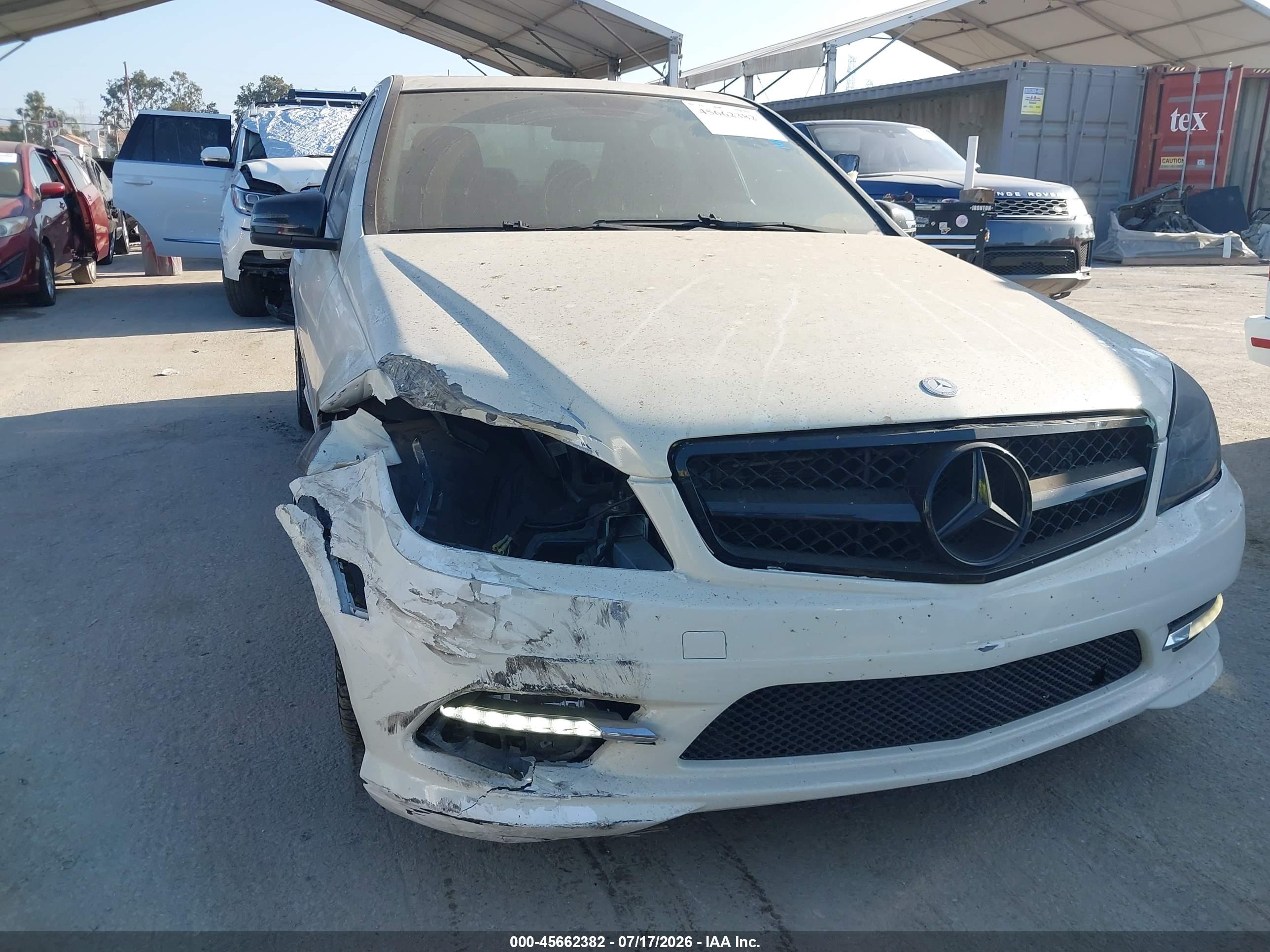 2011 MERCEDES-BENZ C 300 C300
