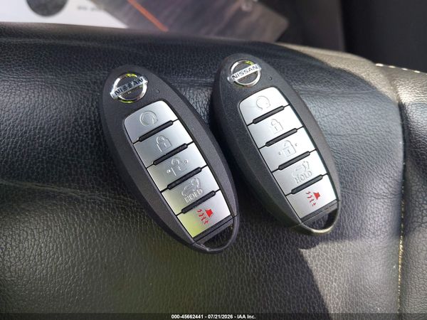 2019 NISSAN PATHFINDER SL — I11