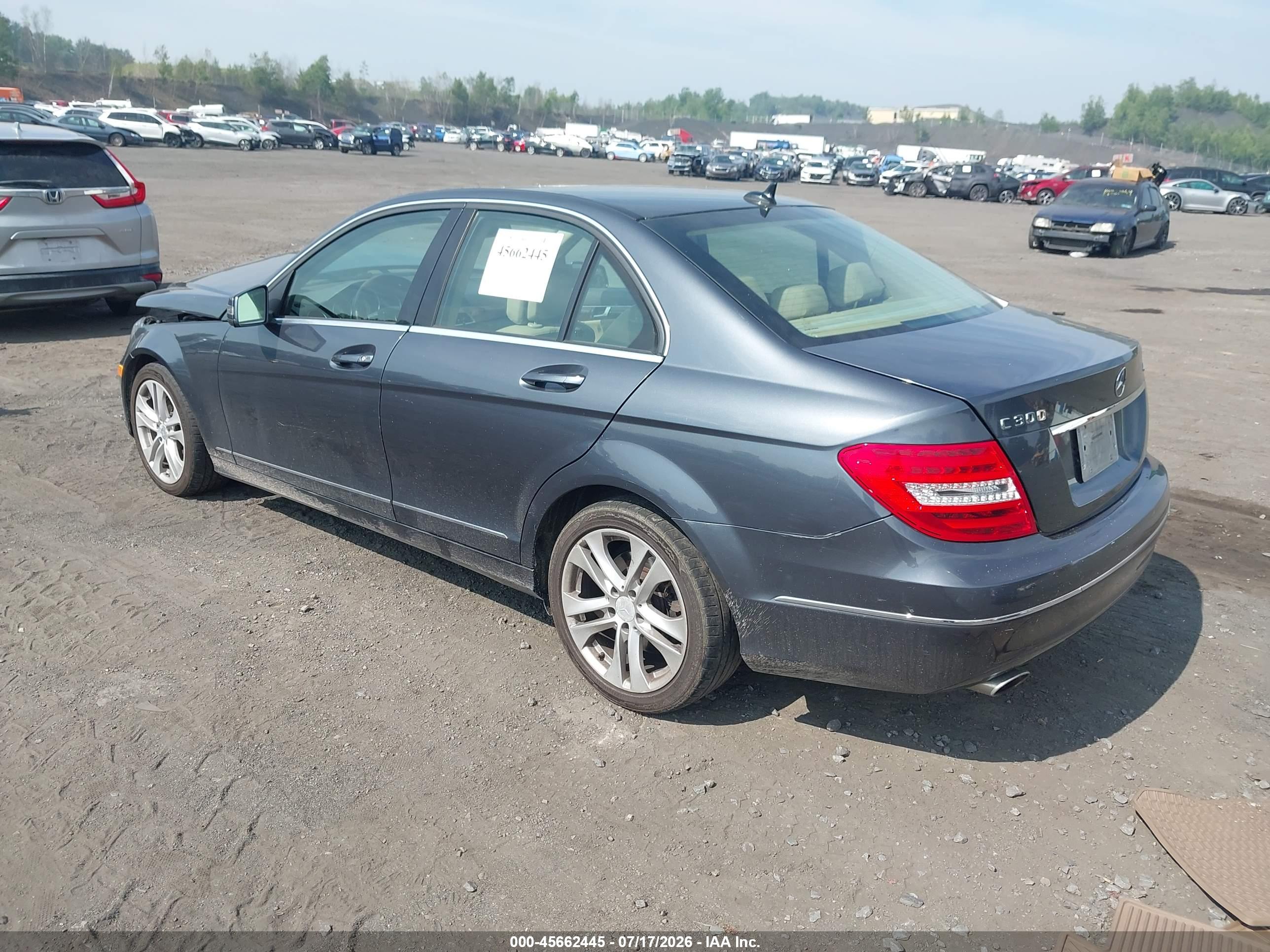2013 MERCEDES-BENZ C 300 LUXURY 4MATIC