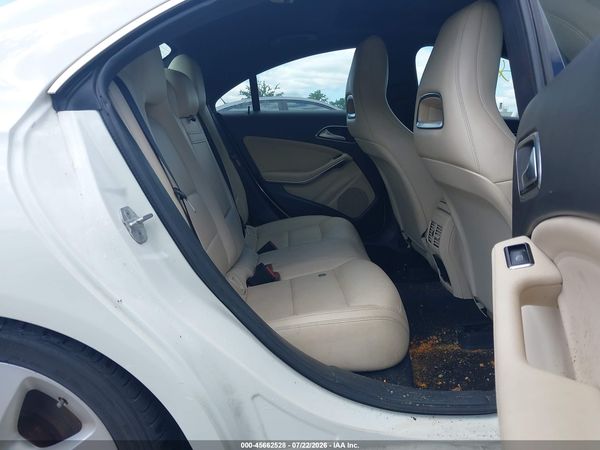 2015 MERCEDES-BENZ CLA 250 CLA250 — I8