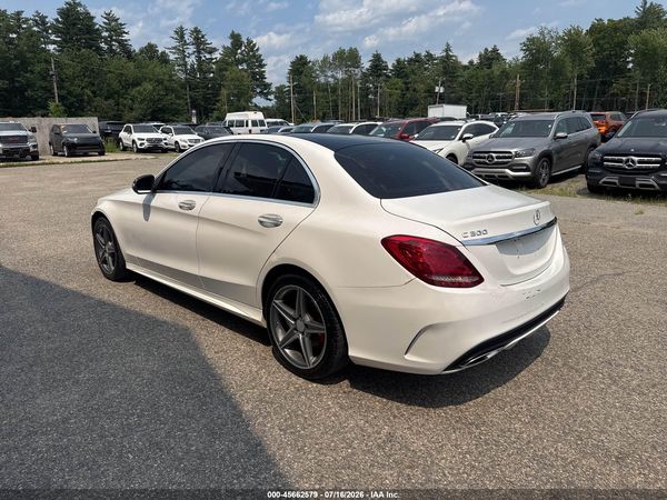 2015 MERCEDES-BENZ C 300