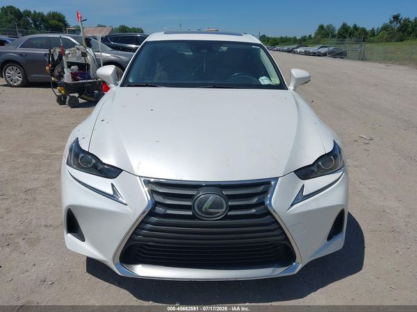2018 LEXUS IS 300