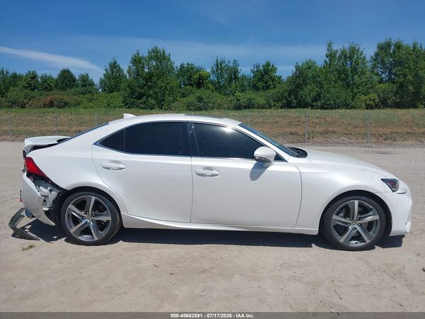 2018 LEXUS IS 300