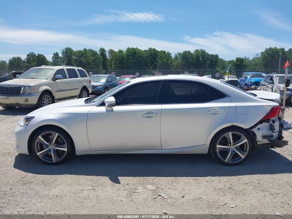 2018 LEXUS IS 300