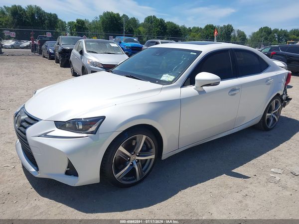 2018 LEXUS IS 300