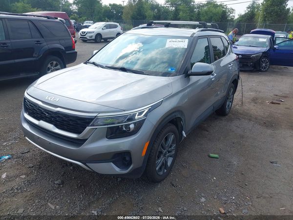 2022 KIA SELTOS S