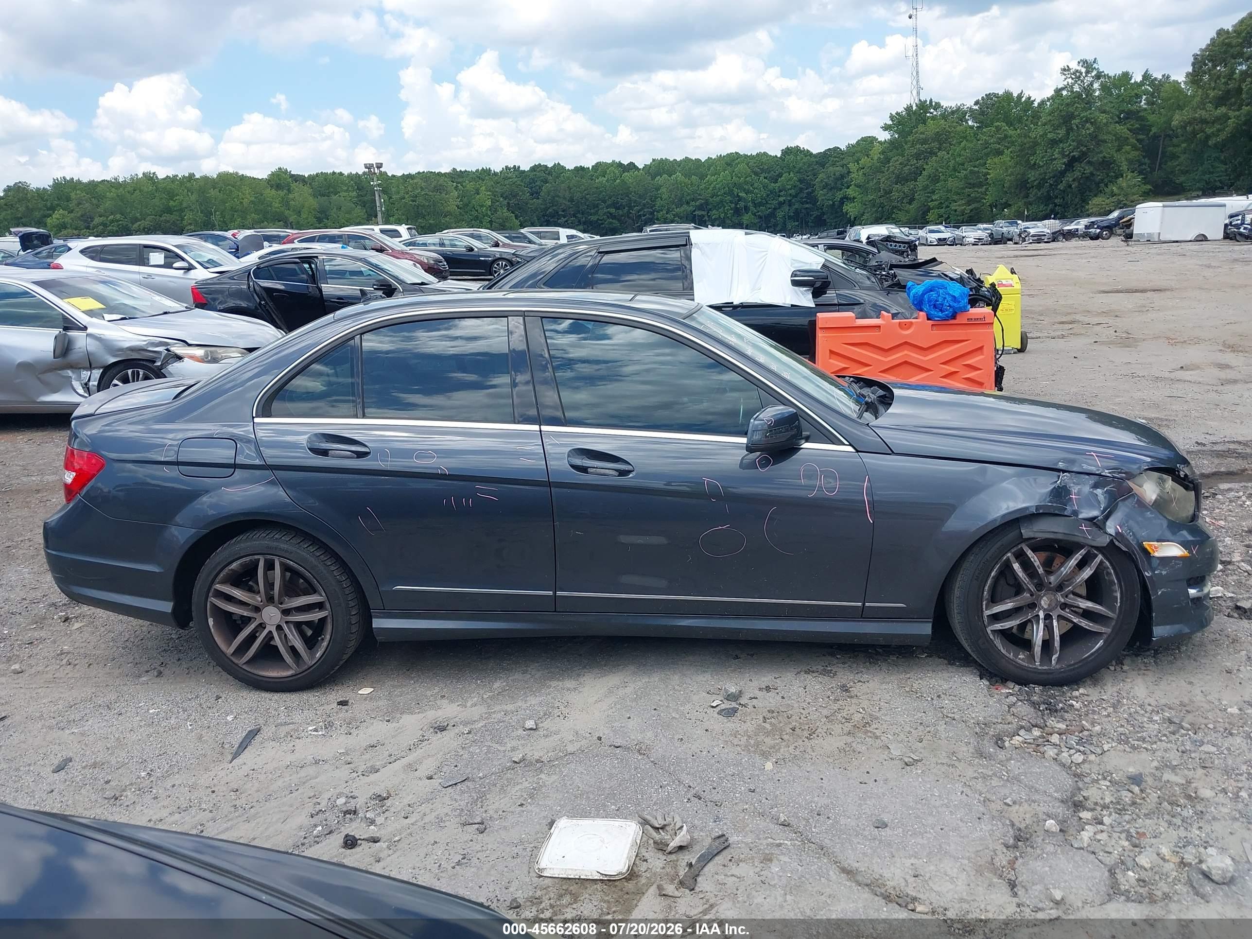 2013 MERCEDES-BENZ C 300 SPORT 4MATIC