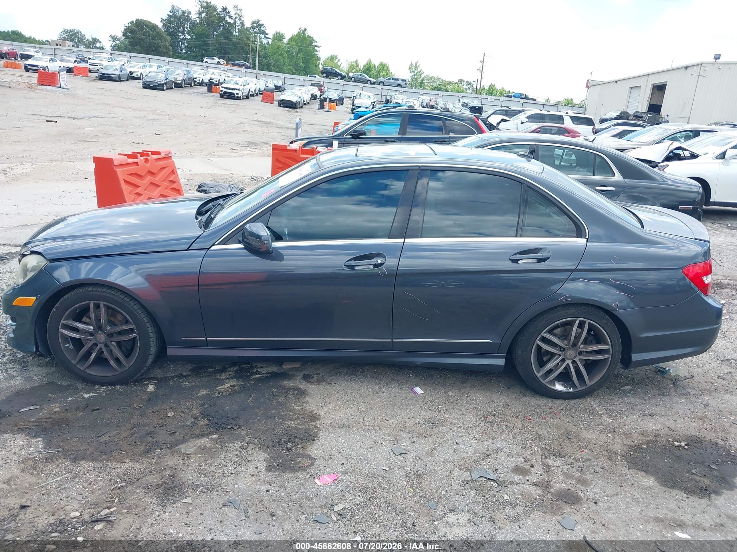 2013 MERCEDES-BENZ C 300 SPORT 4MATIC