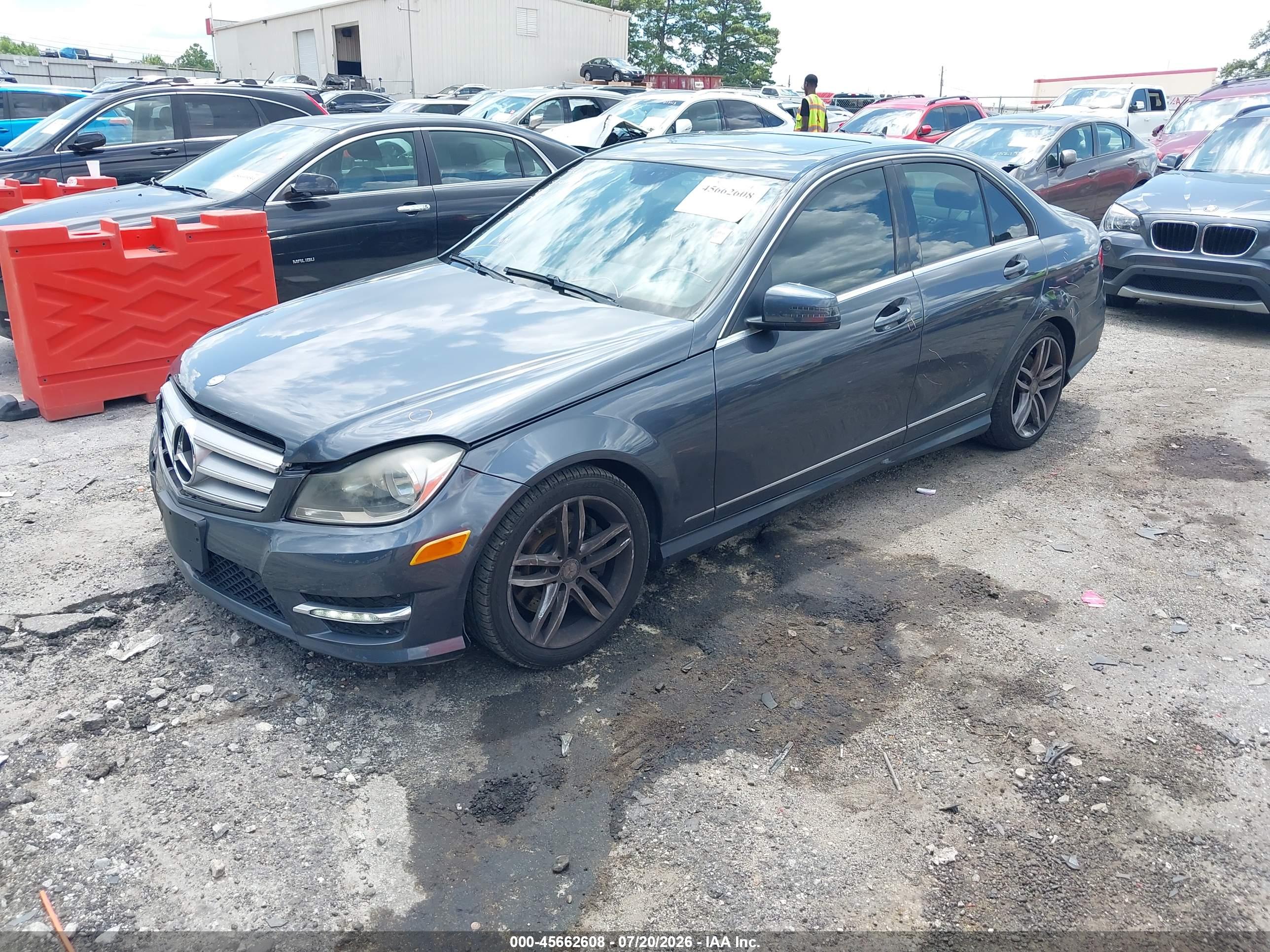 2013 MERCEDES-BENZ C 300 SPORT 4MATIC