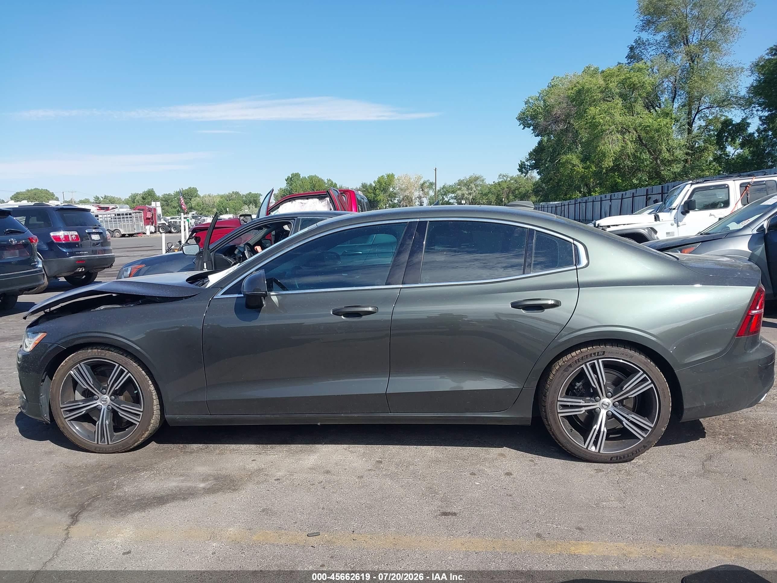 2020 VOLVO S60 T6 INSCRIPTION