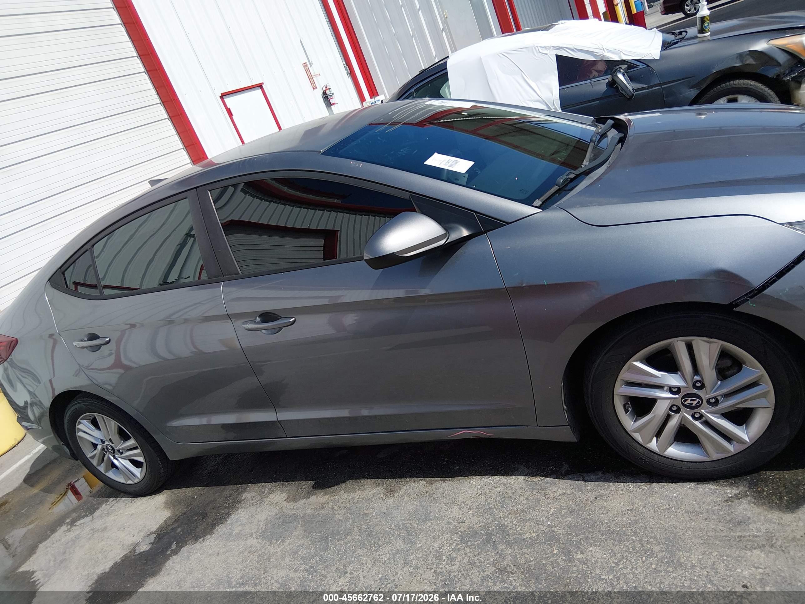 2019 HYUNDAI ELANTRA