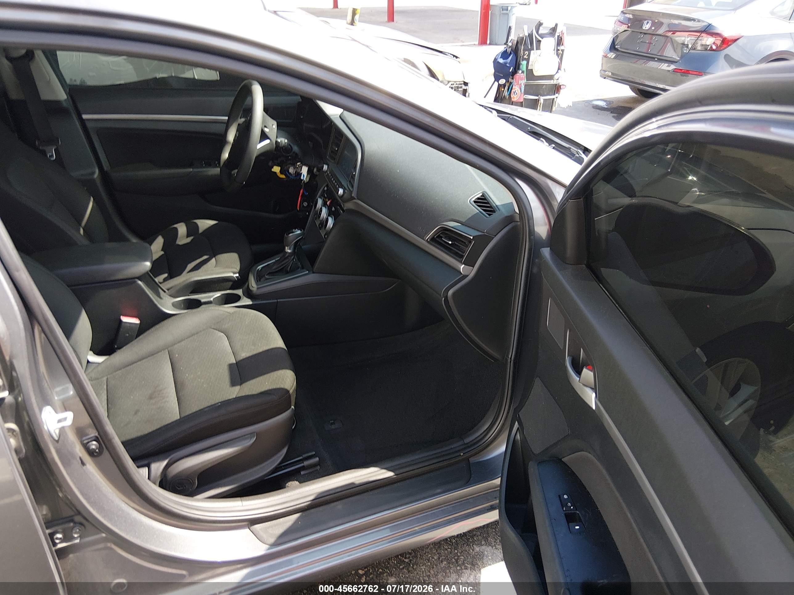 2019 HYUNDAI ELANTRA
