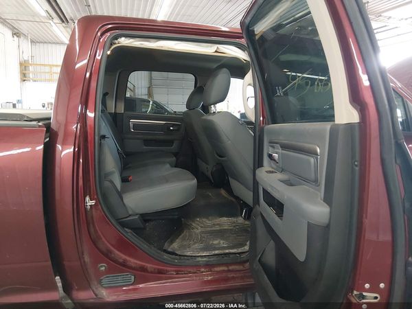 2018 RAM 3500 BIG HORN  4X4 6'4 BOX