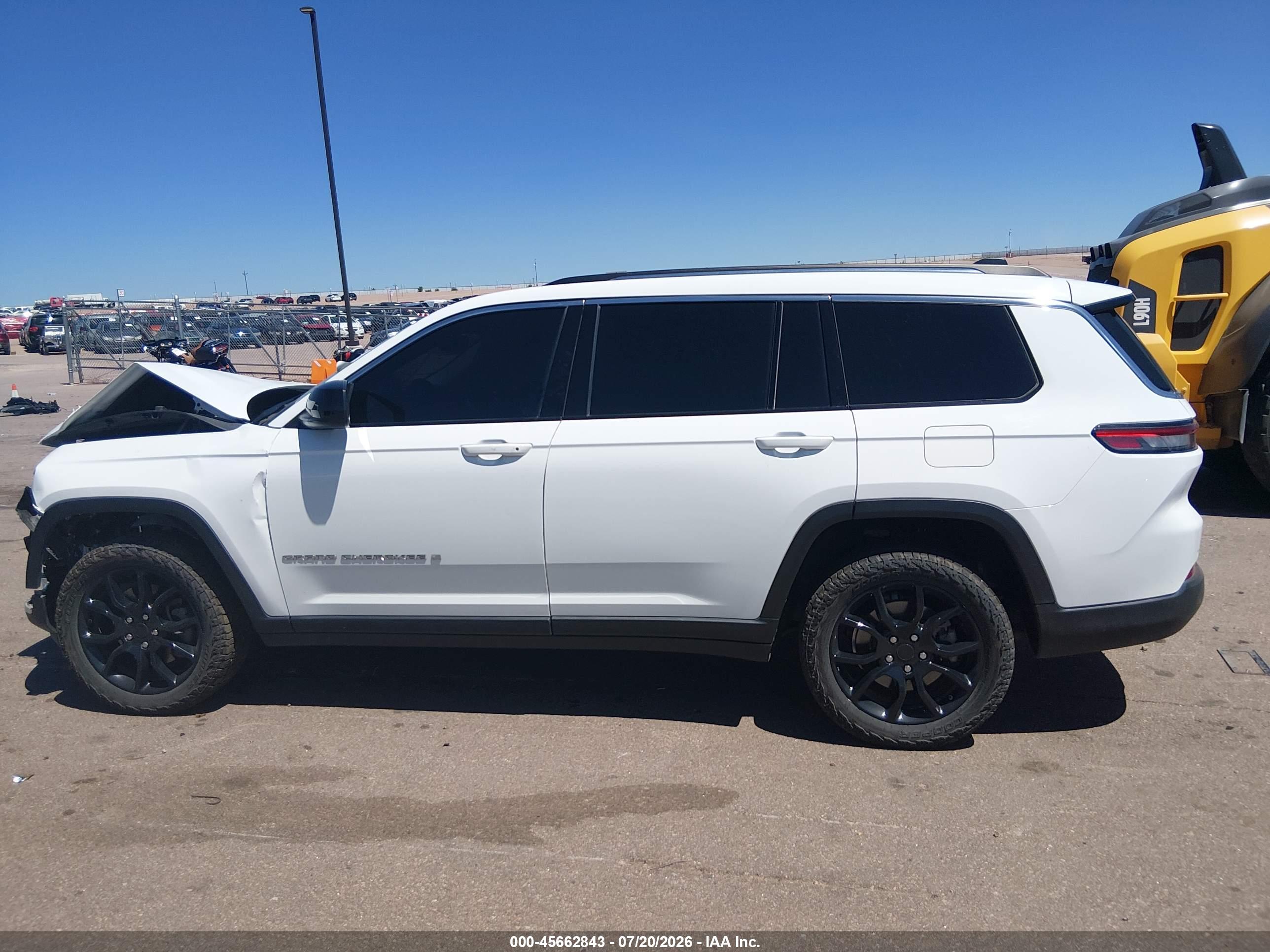 2021 JEEP GRAND CHEROKEE L LAREDO 4X4