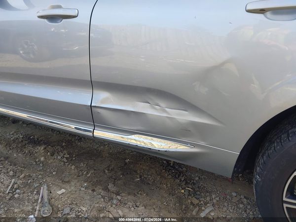 2018 VOLVO XC60 T5 INSCRIPTION
