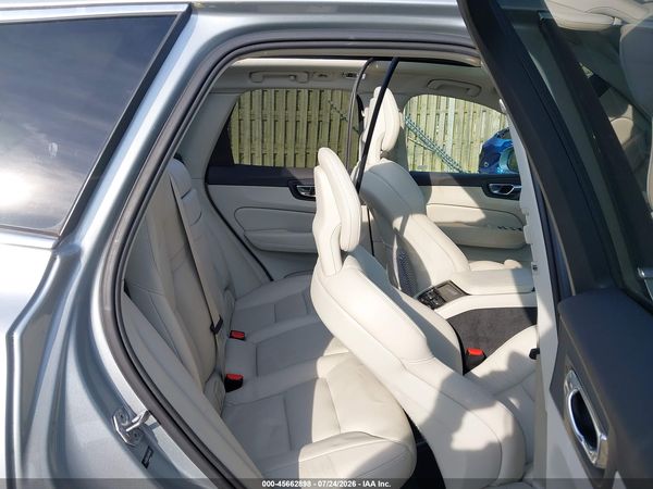 2018 VOLVO XC60 T5 INSCRIPTION