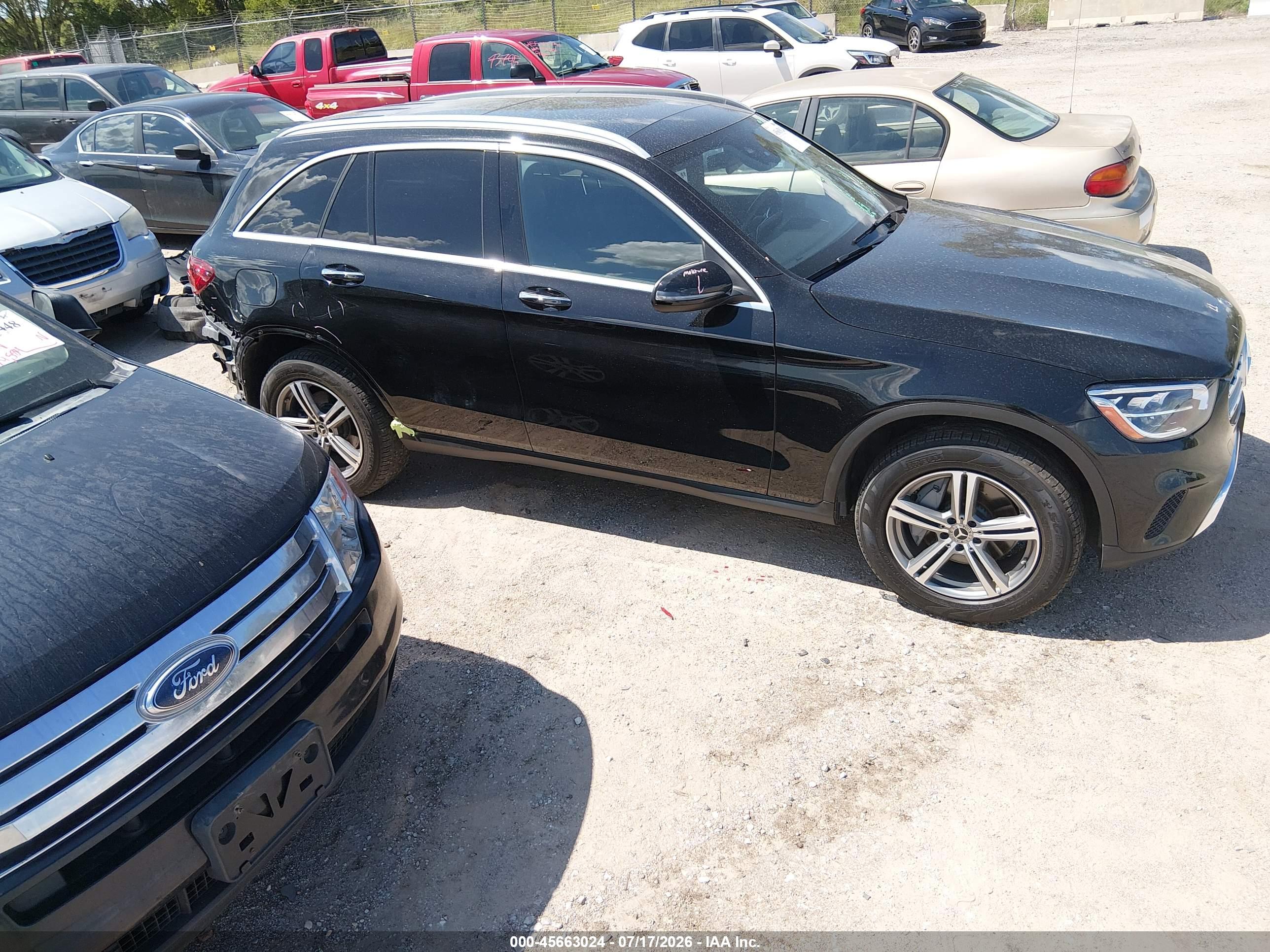 2020 MERCEDES-BENZ GLC 300 4MATIC