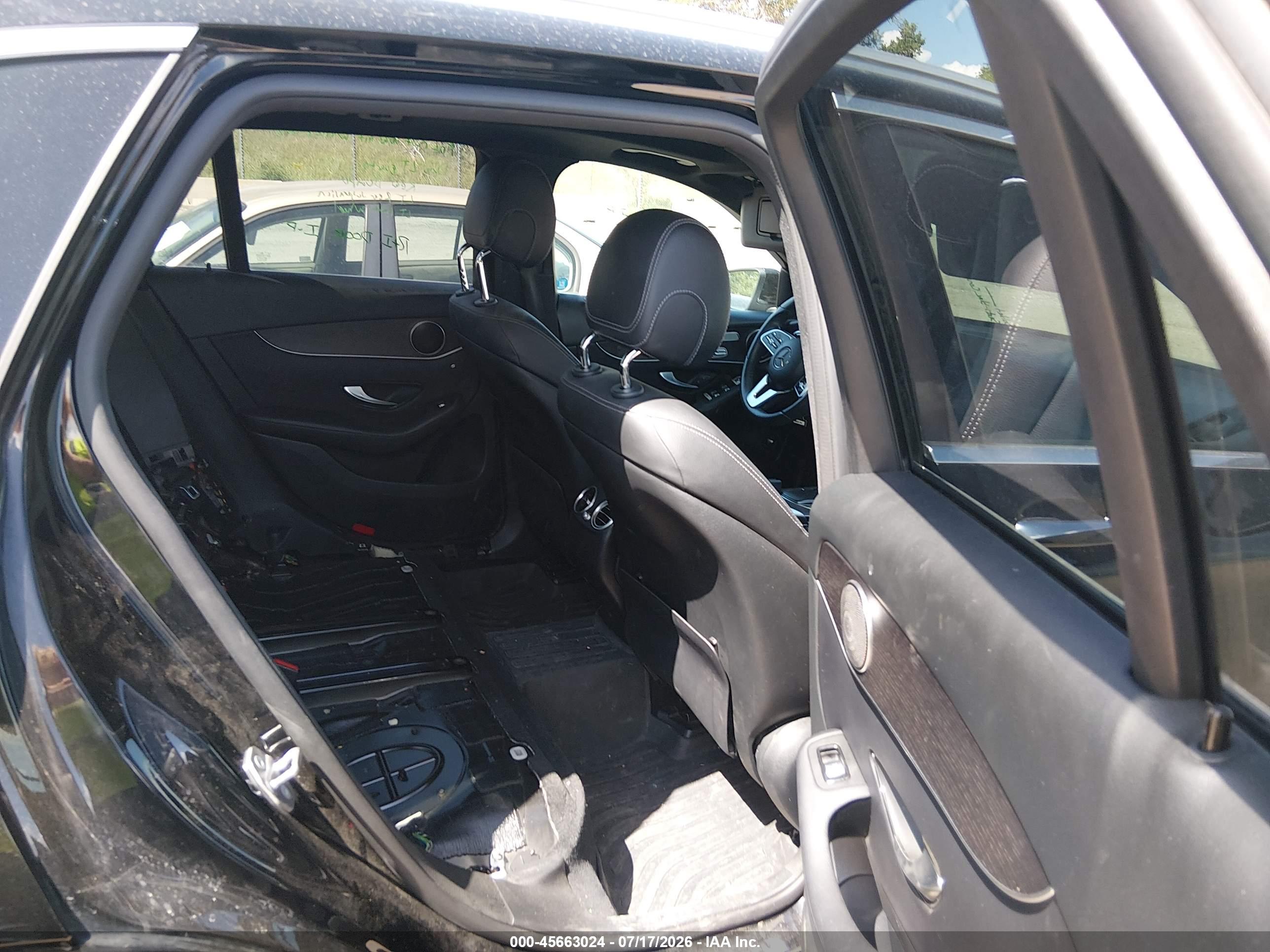 2020 MERCEDES-BENZ GLC 300 4MATIC