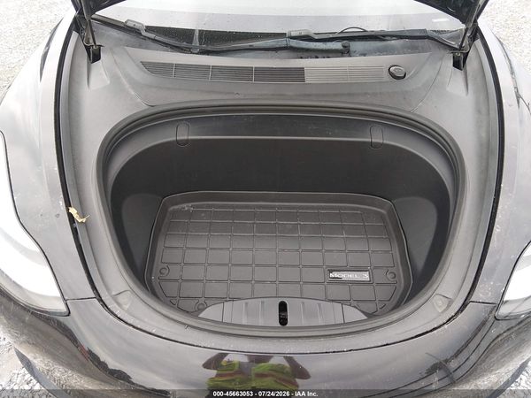 2018 TESLA MODEL 3 LONG RANGE/PERFORMANCE