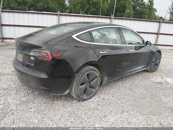 2018 TESLA MODEL 3 LONG RANGE/PERFORMANCE