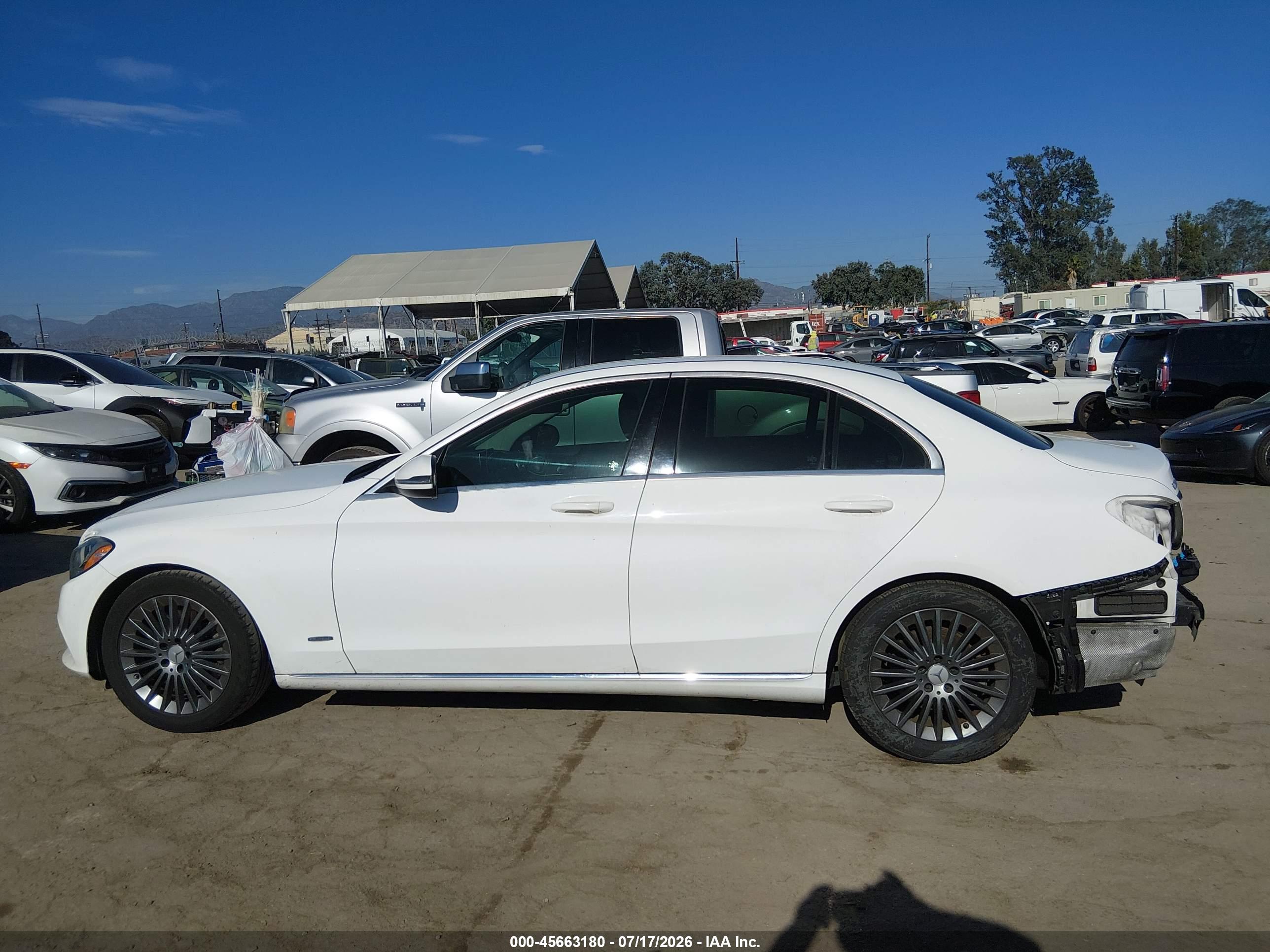 2016 MERCEDES-BENZ C 300 C300