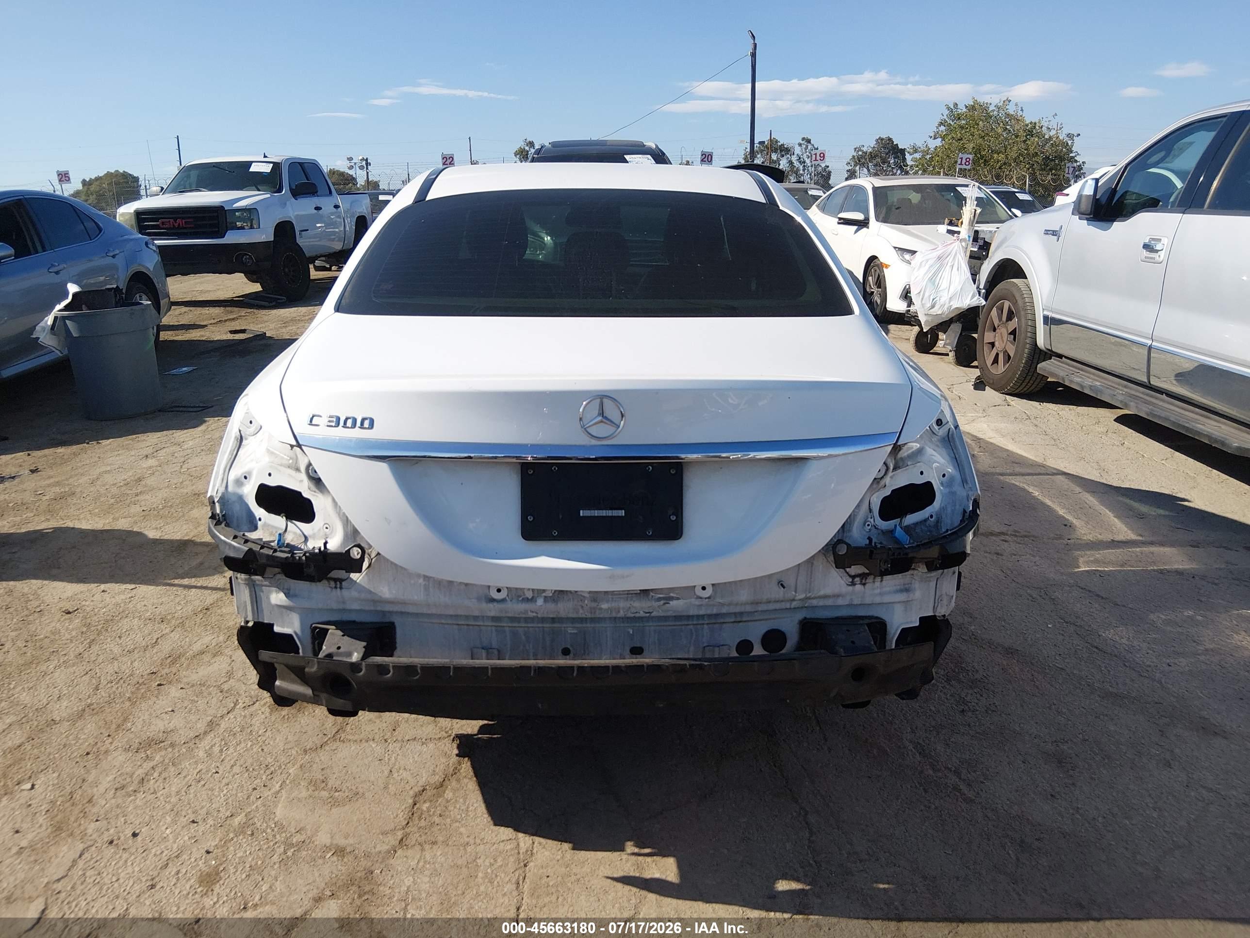 2016 MERCEDES-BENZ C 300 C300