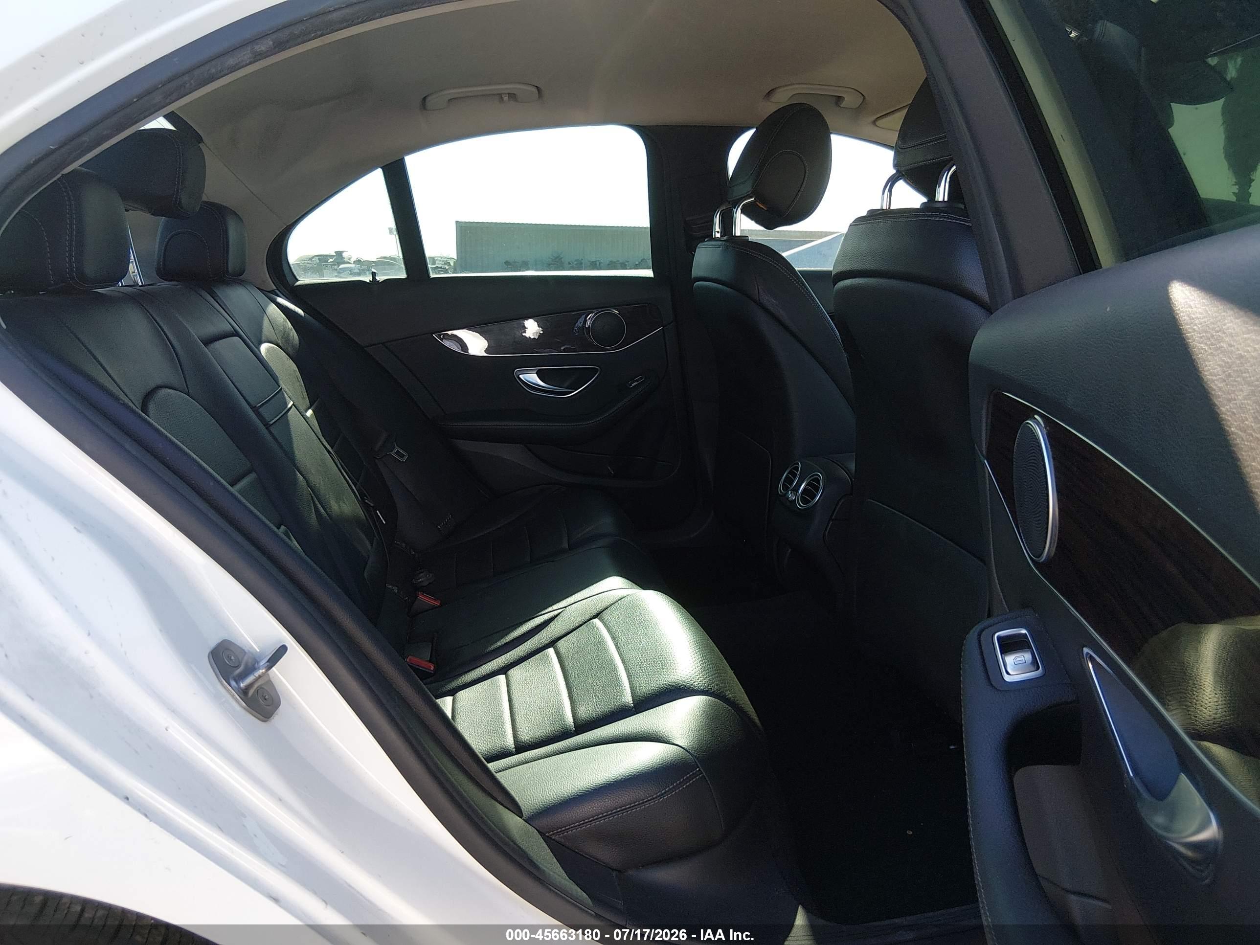 2016 MERCEDES-BENZ C 300 C300