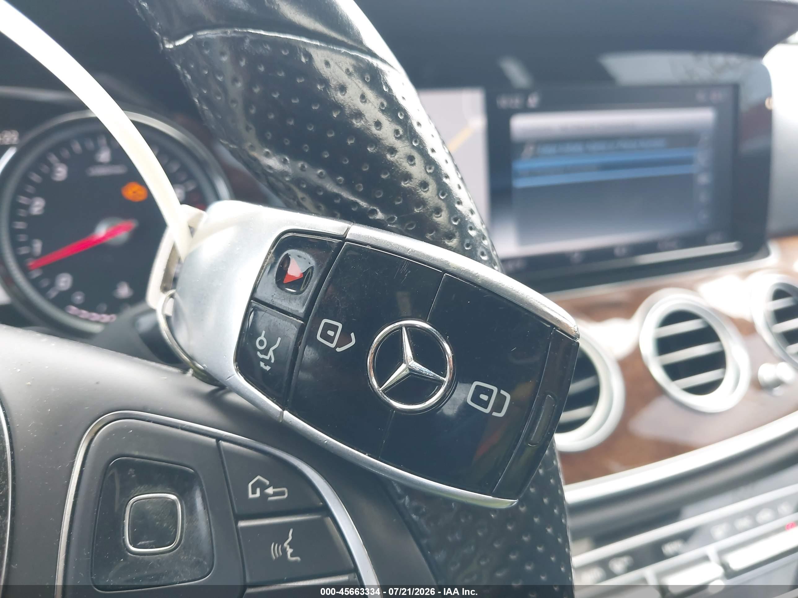 2017 MERCEDES-BENZ E 300 4MATIC