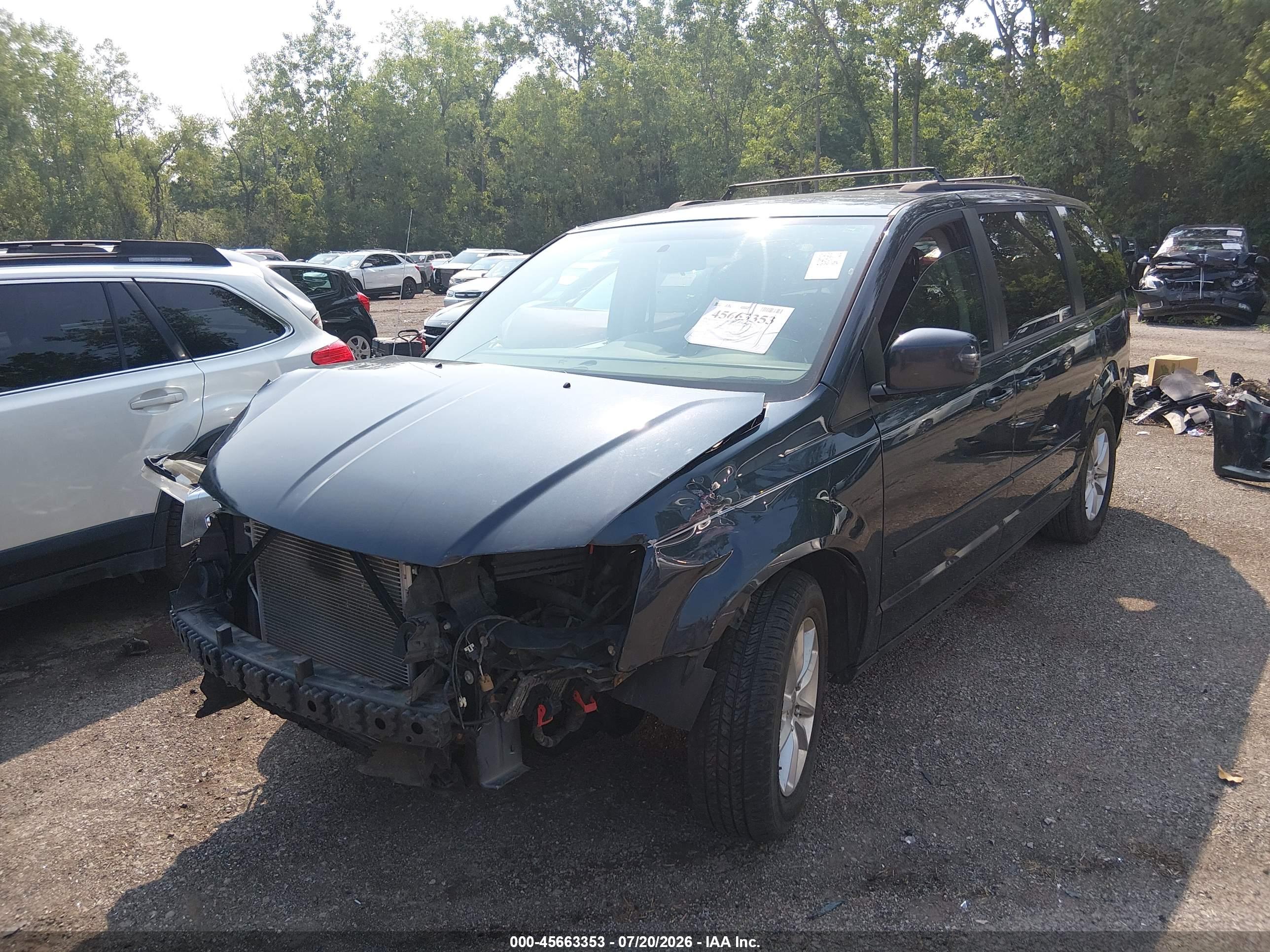 2014 DODGE GRAND CARAVAN SXT — I2