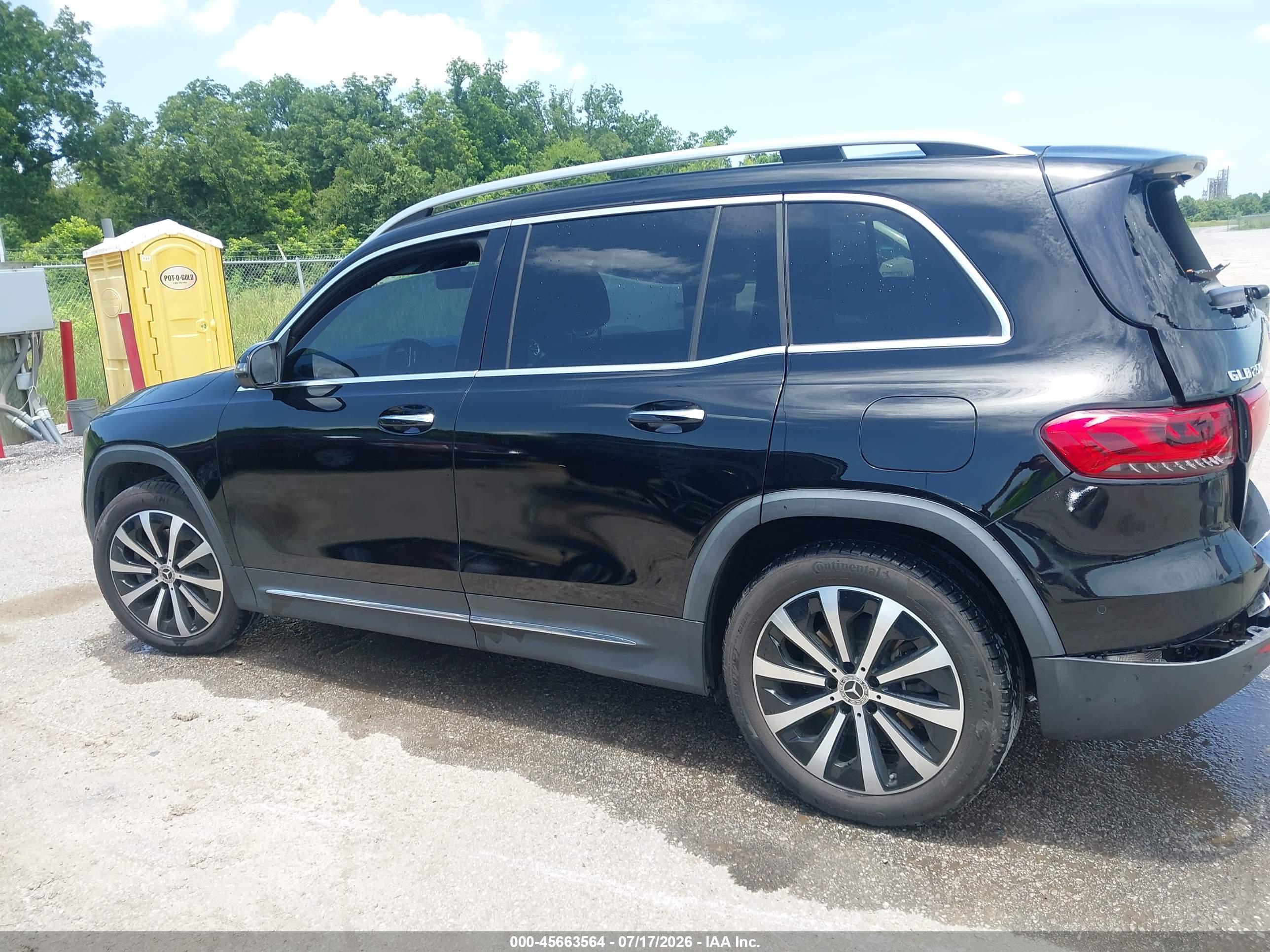 2022 MERCEDES-BENZ GLB 250