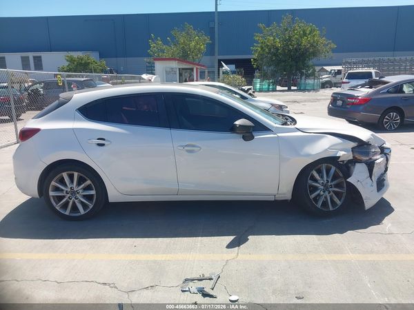 2017 MAZDA MAZDA3 GRAND TOURING