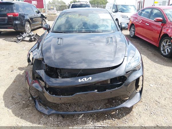 2023 KIA STINGER GT2