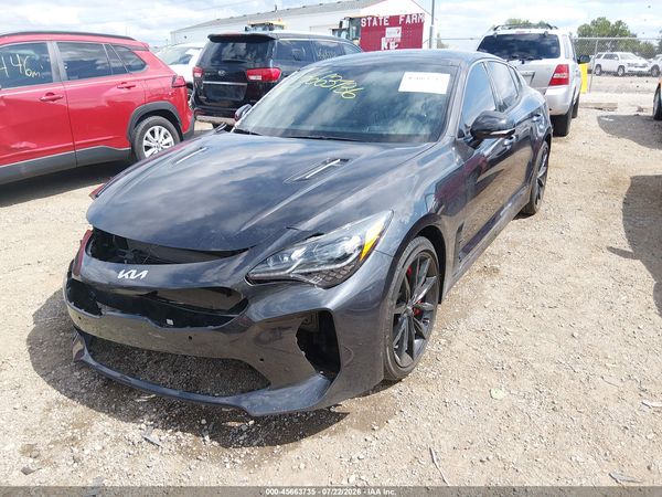 2023 KIA STINGER GT2