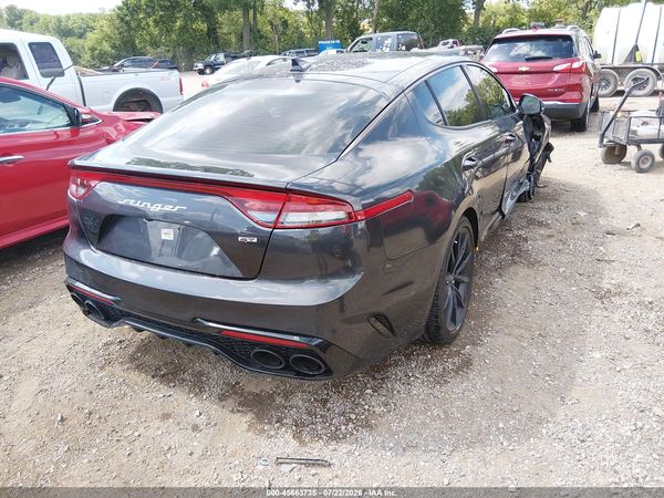 2023 KIA STINGER GT2