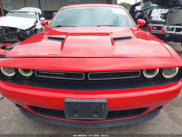 2016 DODGE CHALLENGER SXT
