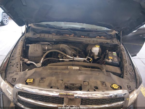 2020 RAM 1500 CLASSIC SLT  4X2 6'4 BOX