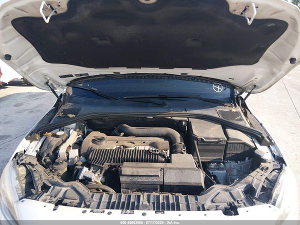2016 VOLVO V60 CROSS COUNTRY T5