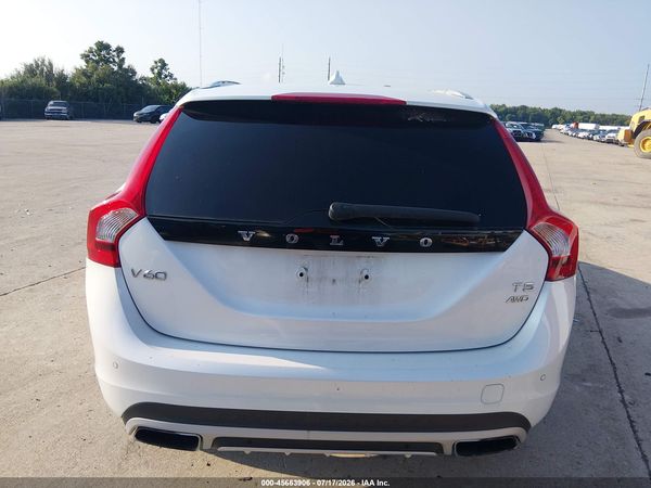 2016 VOLVO V60 CROSS COUNTRY T5