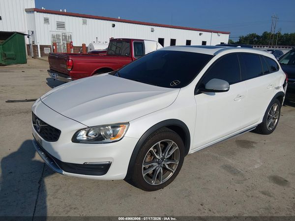 2016 VOLVO V60 CROSS COUNTRY T5