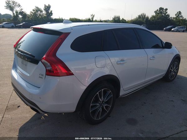 2016 VOLVO V60 CROSS COUNTRY T5
