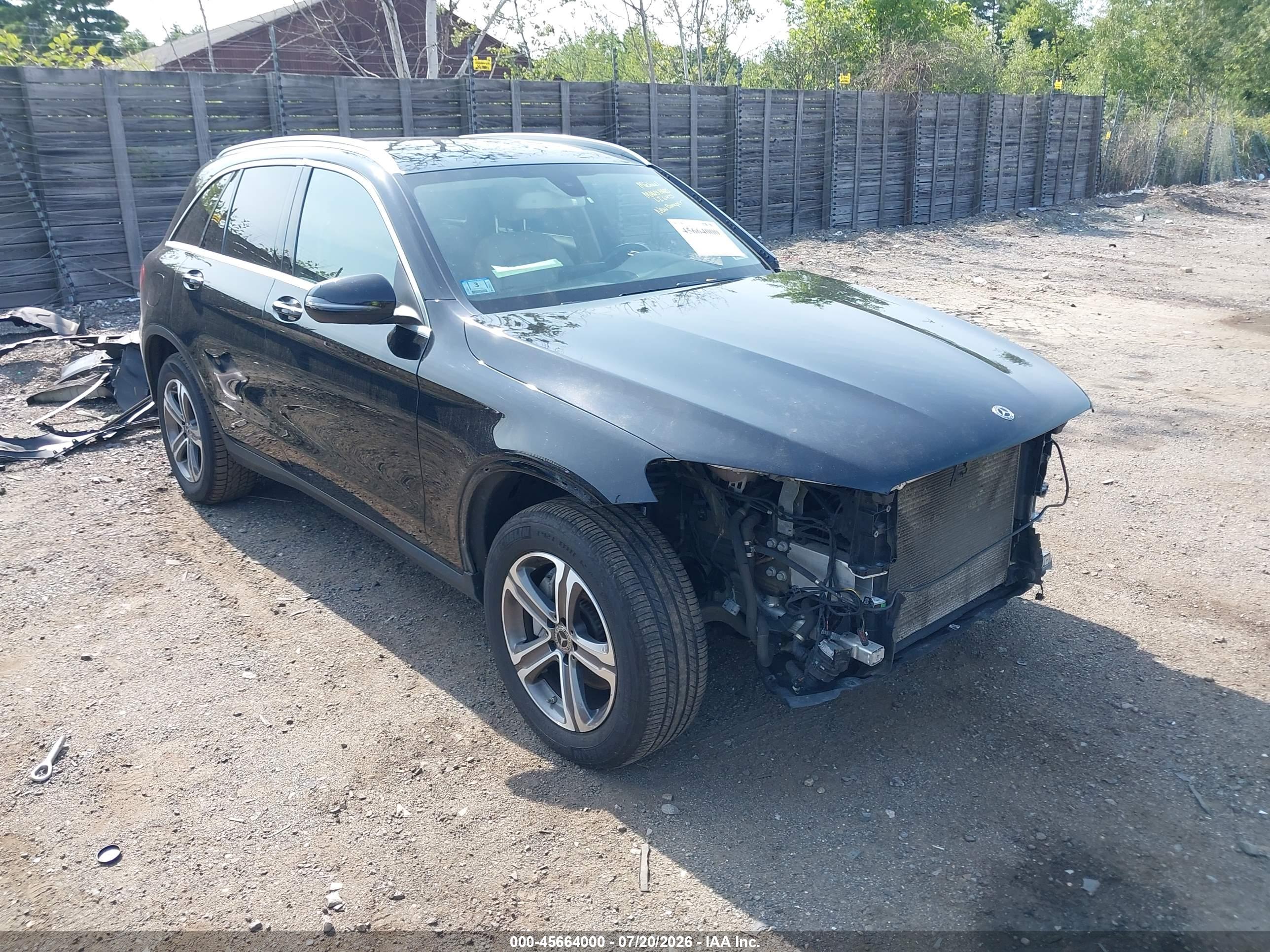 2019 MERCEDES-BENZ GLC 300 4MATIC