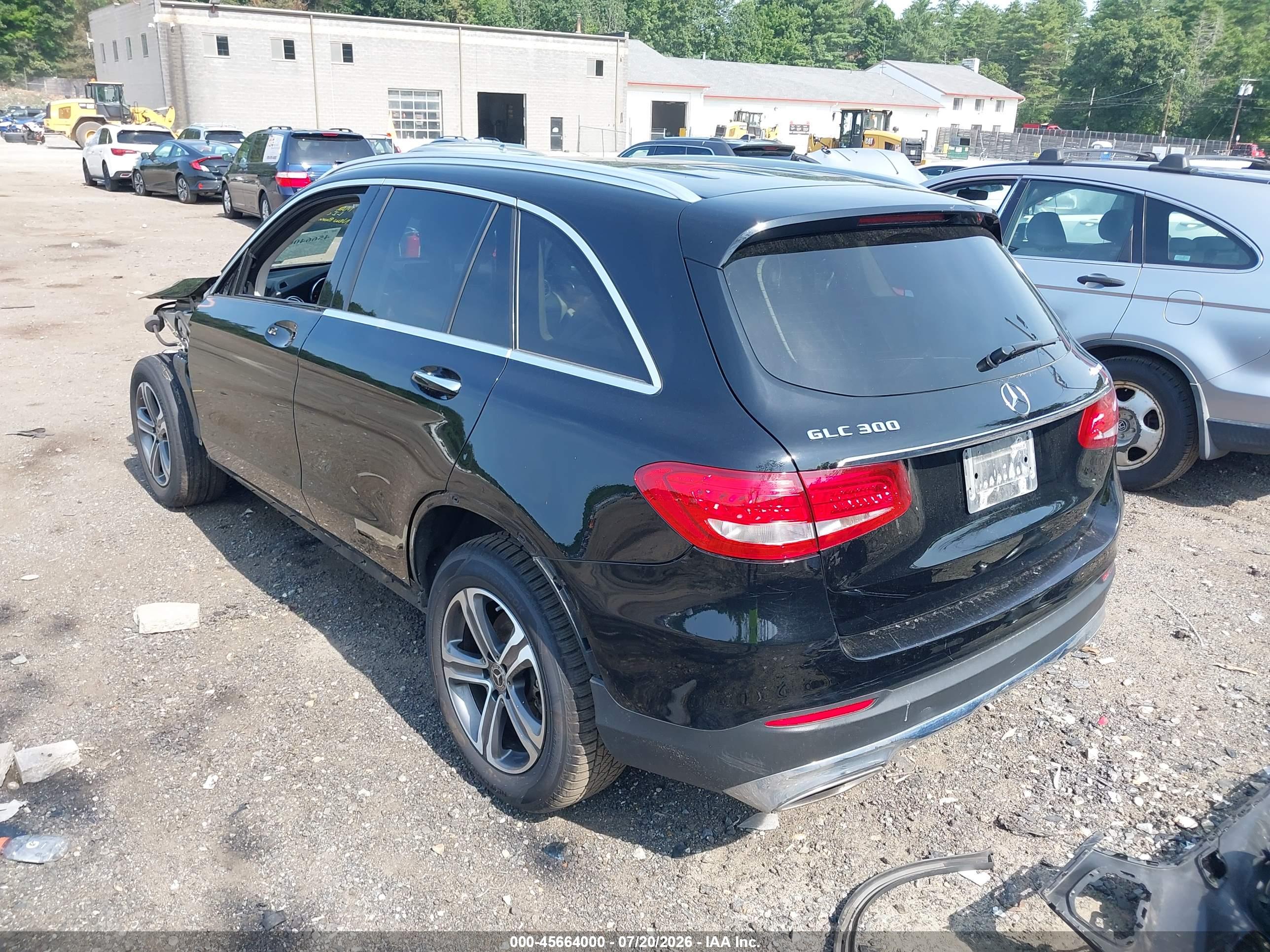 2019 MERCEDES-BENZ GLC 300 4MATIC