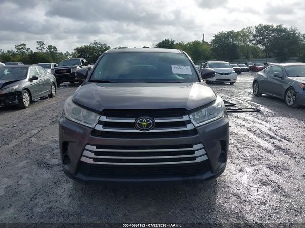 2019 TOYOTA HIGHLANDER LE