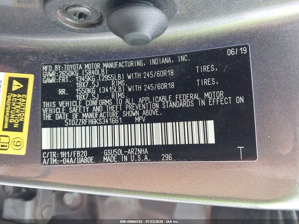 2019 TOYOTA HIGHLANDER LE