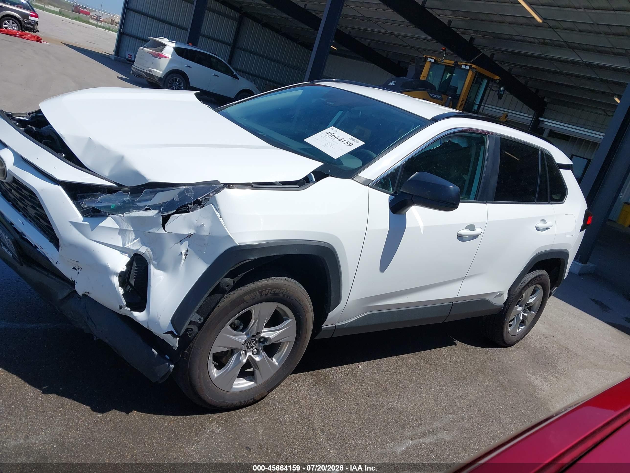 2025 TOYOTA RAV4 HYBRID LE